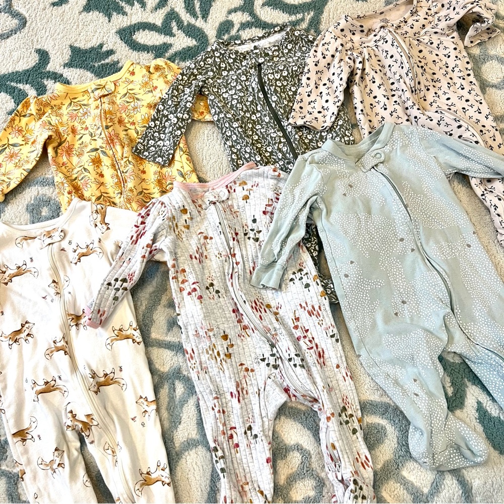 Carter’s baby girl pajamas